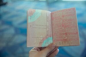 Difference between Subclass 820 and 801 partner visa Australia explained for couples
